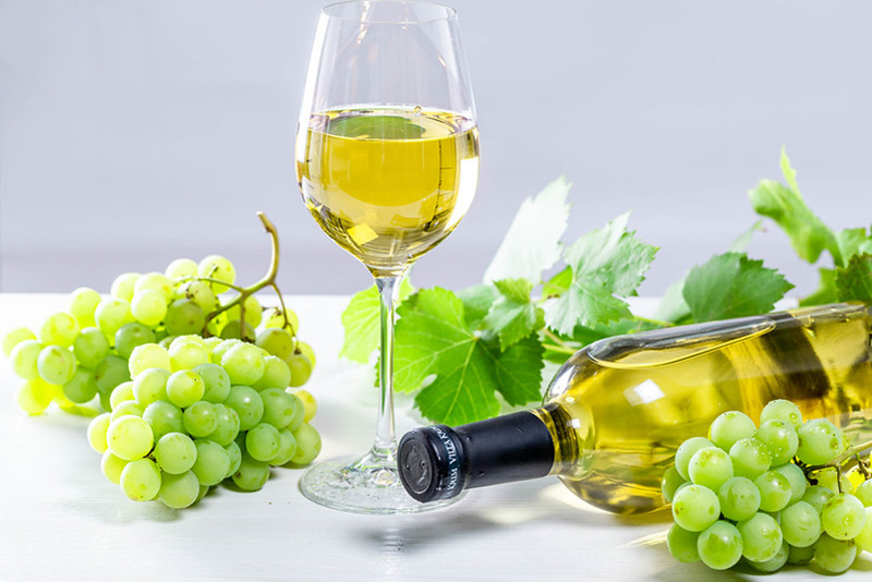 Các giống nho làm rượu vang trắng nổi tiếng